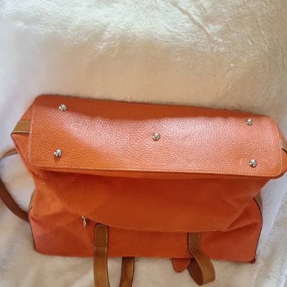 Elegant Orange Leather Tote by [Brand] - Picture 7 of 9